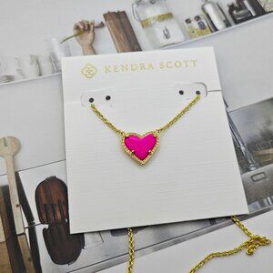 Kendra Scott Gold Necklace